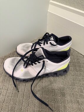 On Cloudwomen Lightweight Running Shoes - White with Navy and Yellow Accent